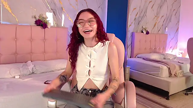 Red kytty6 online show from 07-17-26, 03:26