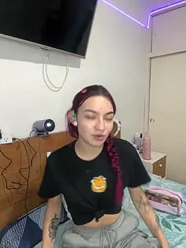 Red kytty6 online show from 05-18-26, 02:23