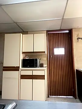 Jasmin Pink online show from 09-27-25, 04:13