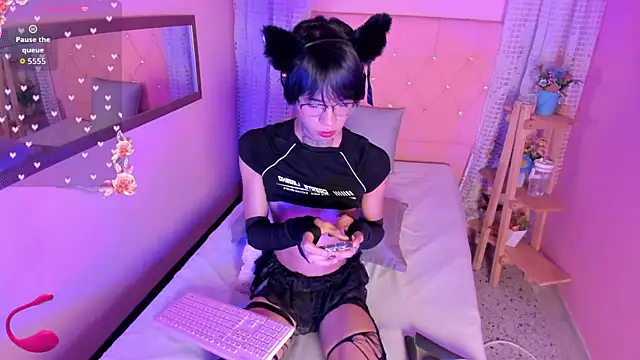 Liam evvan online show from 07-26-26, 03:57
