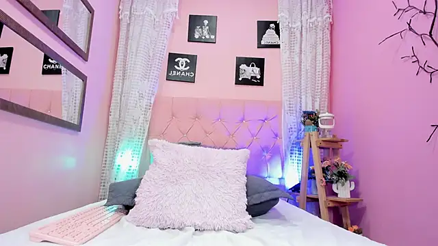 Liam evvan online show from 03-08-26, 03:21