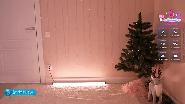 Miablueye online show from 01-09-26, 04:03