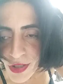 Snapshot of Gecenin_Kralicesi chatting on 10-15-25, 09:34 Gecenin Kralicesi online show from 10-15-25, 09:34