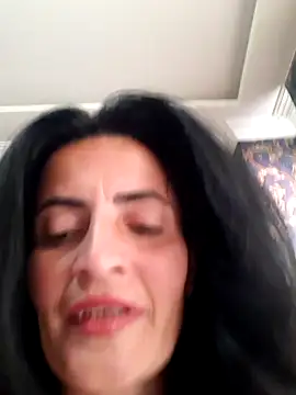 Snapshot of Gecenin_Kralicesi chatting on 05-16-26, 06:23 Gecenin Kralicesi online show from 05-16-26, 06:23