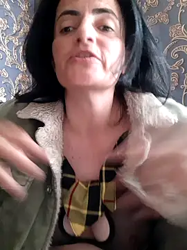 Snapshot of Gecenin_Kralicesi chatting on 05-09-26, 05:33 Gecenin Kralicesi online show from 05-09-26, 05:33