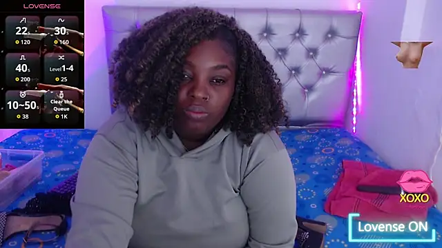 ebony NeighborMoans online show from 10-08-25, 03:19