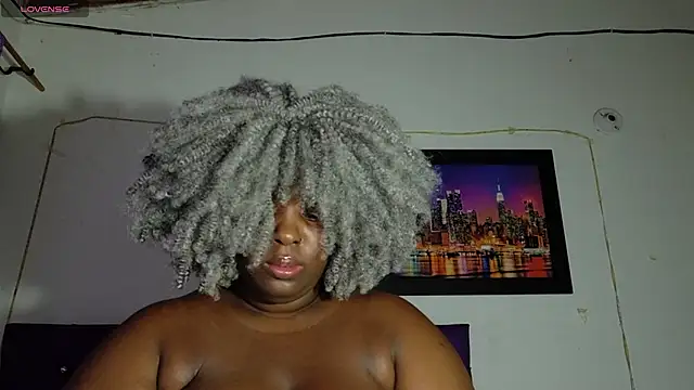 Snapshot of ebony_NeighborMoans chatting on 05-13-26, 03:24 ebony NeighborMoans online show from 05-13-26, 03:24