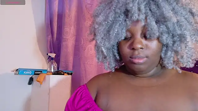 Snapshot of ebony_NeighborMoans chatting on 06-04-26, 03:11 ebony NeighborMoans online show from 06-04-26, 03:11