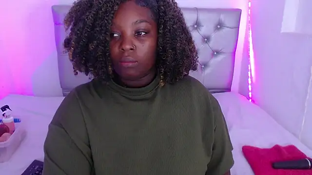 ebony NeighborMoans online show from 10-02-25, 03:10