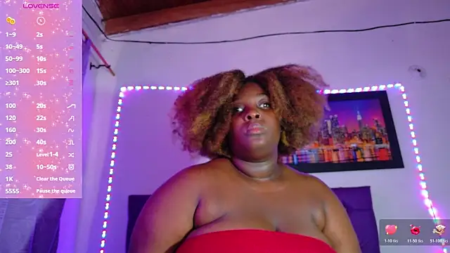 ebony NeighborMoans online show from 04-09-26, 06:25