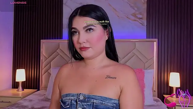 MiaaFarrel online show from 07-17-26, 07:00