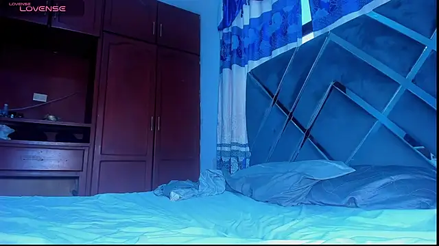 ArnoldSexy  online show from 11-16-25, 08:13