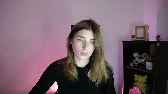 Snapshot of JuiceLips__ chatting on 09-18-25, 01:58 JuiceLips online show from 09-18-25, 01:58