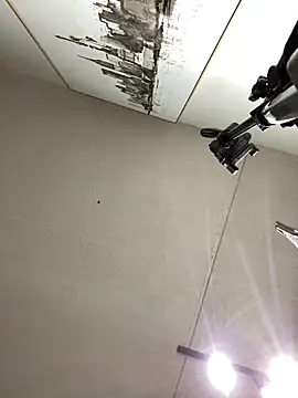 KloePink  online show from 10-31-25, 10:56