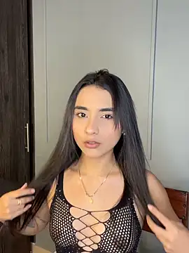 Zafira Montiel online show from 03-31-26, 05:48