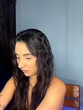 Zafira Montiel online show from 01-10-26, 06:47