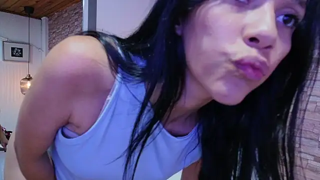 Snapshot of Martina_thompson69 chatting on 02-11-26, 04:18 Martina thompson69 online show from 02-11-26, 04:18