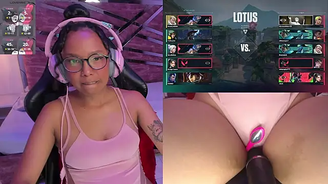 NovaLyn online show from 11-10-25, 04:06