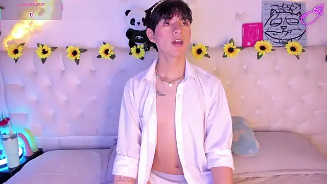 AleAurarashi online show from 02-23-26, 05:30