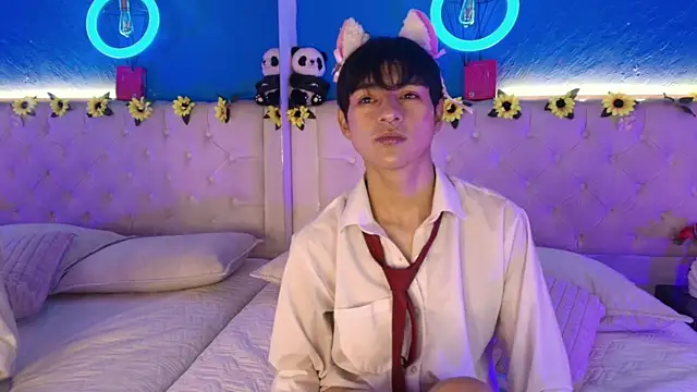 AleAurarashi online show from 03-30-26, 01:18