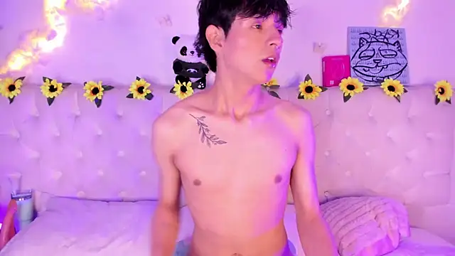 AleAurarashi online show from 02-25-26, 02:01