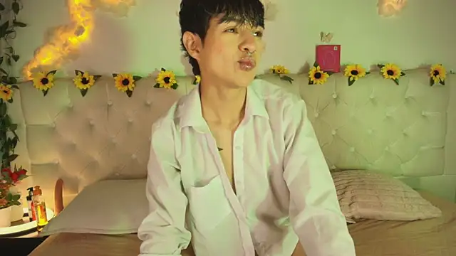 AleAurarashi online show from 03-11-26, 08:25