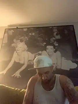 Hothotboyg online show from 11-13-25, 01:53