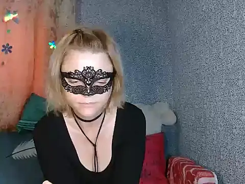 Snapshot of Miss_Nona chatting on 09-15-25, 05:19 Miss Nona online show from 09-15-25, 05:19