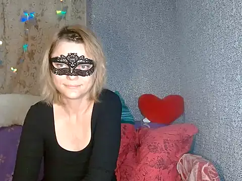 Miss Nona online show from 11-14-25, 05:00