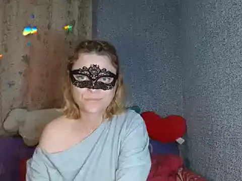 Miss Nona online show from 10-27-25, 01:23