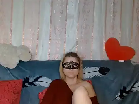 Miss Nona online show from 11-15-25, 12:53