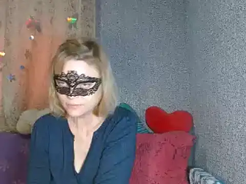 Miss Nona online show from 10-26-25, 11:10