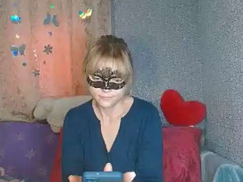 Snapshot of Miss_Nona chatting on 10-12-25, 10:16 Miss Nona online show from 10-12-25, 10:16