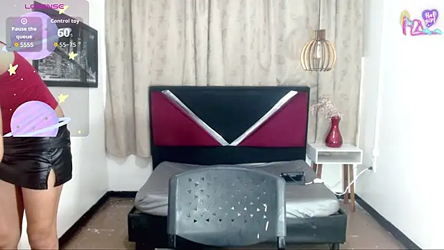 Snapshot of luisa__torres chatting on 06-12-26, 03:26 luisa torres online show from 06-12-26, 03:26
