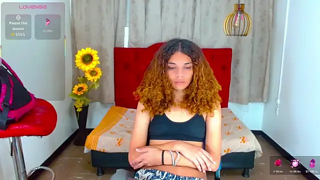 luisa  torres online show from 11-09-25, 03:10