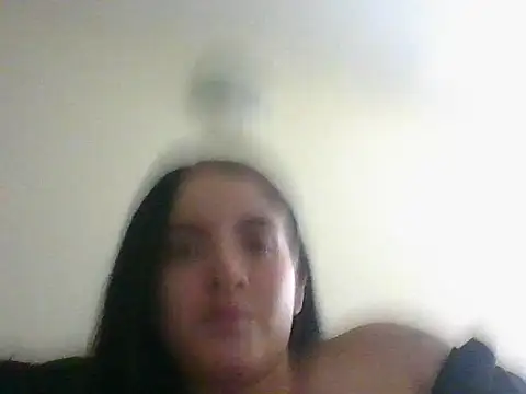 Snapshot of marianm29 chatting on 10-27-25, 11:27 marianm29 online show from 10-27-25, 11:27