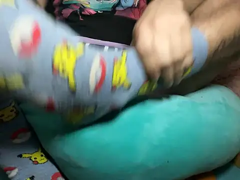 Snapshot of GeekyUCTop chatting on 03-29-26, 07:15 GeekyUCTop online show from 03-29-26, 07:15