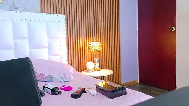 mamaneedsfun online show from 11-08-25, 12:52