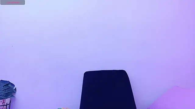 mamaneedsfun online show from 12-19-25, 01:02