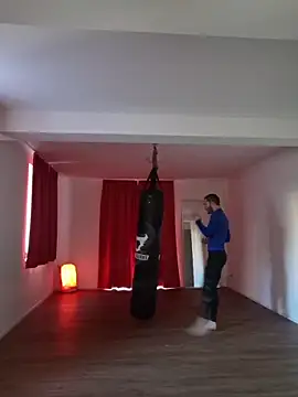 Snapshot of EyesNeverLies chatting on 12-14-25, 02:55 EyesNeverLies online show from 12-14-25, 02:55