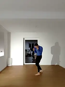 Snapshot of EyesNeverLies chatting on 09-14-25, 01:17 EyesNeverLies online show from 09-14-25, 01:17