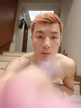 Snapshot of AAASuck chatting on 04-20-26, 03:24 AAASuck online show from 04-20-26, 03:24