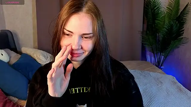 Snapshot of Jennie_Hunter chatting on 01-18-26, 09:35 Jennie Hunter online show from 01-18-26, 09:35