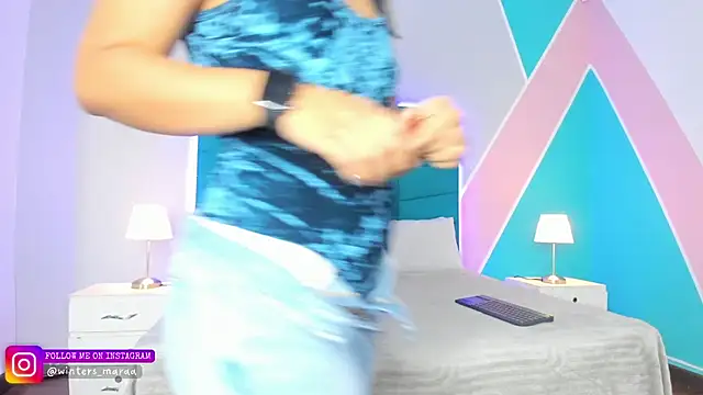 Snapshot of mara_winters_ chatting on 09-30-25, 11:49 mara winters online show from 09-30-25, 11:49