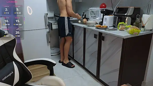 RyanStorm  online show from 11-09-25, 03:16