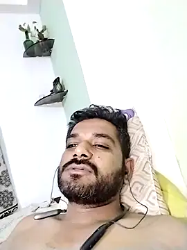 Snapshot of avi007p chatting on 10-18-25, 11:29 avi007p online show from 10-18-25, 11:29