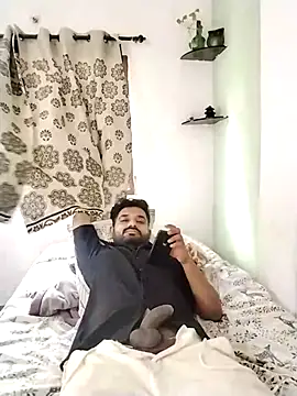 avi007p online show from 03-29-26, 07:54