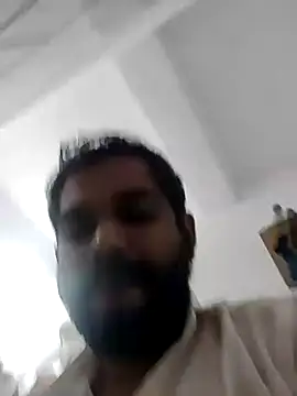 Snapshot of avi007p chatting on 10-05-25, 06:20 avi007p online show from 10-05-25, 06:20
