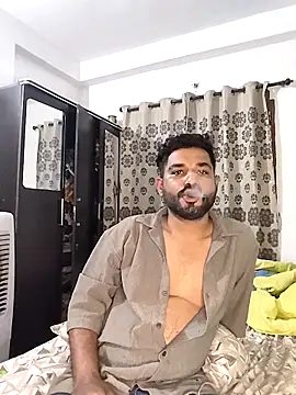 Snapshot of avi007p chatting on 06-05-26, 05:51 avi007p online show from 06-05-26, 05:51