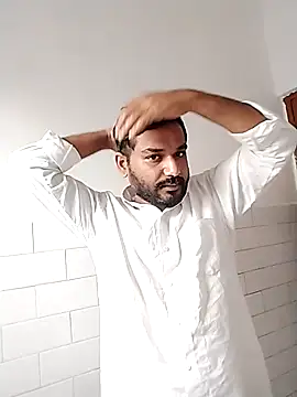 avi007p online show from 11-01-25, 03:24